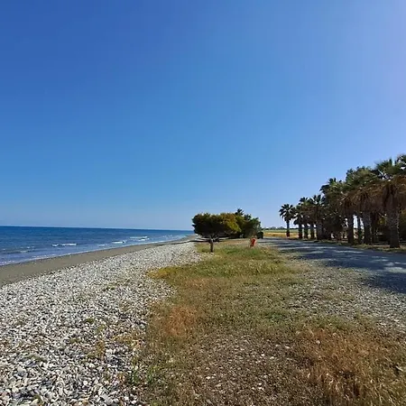 Relaxing Seaside Manors Διαμέρισμα Λάρνακα